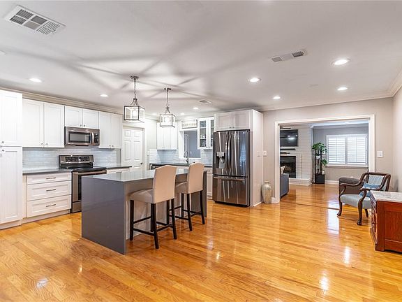 5th image of 103 Aldean Dr