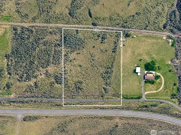 4555 WA-260, Connell, WA 99326