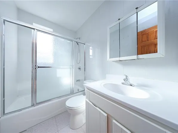 1202 Avenue I image 12 of 12