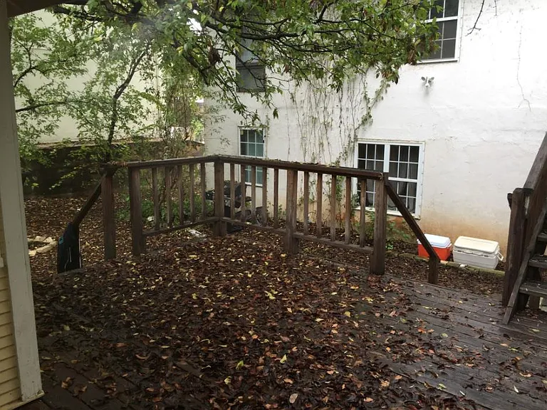 2818 Salado St — Photo 3