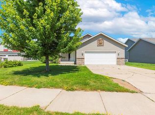 57 Green Meadow St, Foley, MN 56329