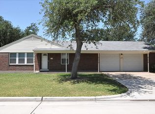 1403 15th St N, Texas City, TX 77590