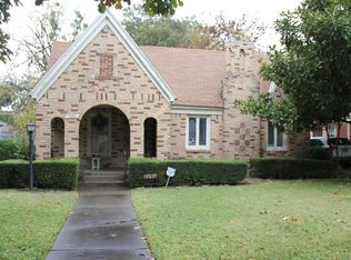 3252 Rogers Ave, Fort Worth, TX 76109