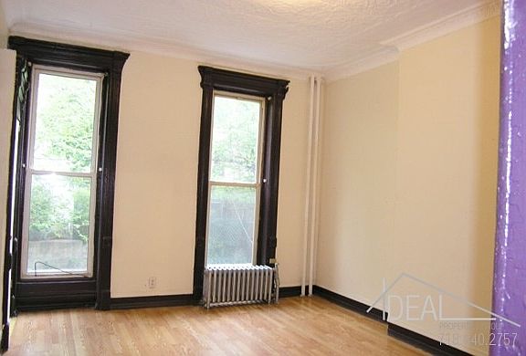 3rd image of 306 Hart St #1