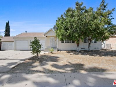 8221 Laurel Canyon Blvd, North Hollywood, CA, 91605
