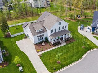 16613 Hannington Dr, Midlothian, VA 23112