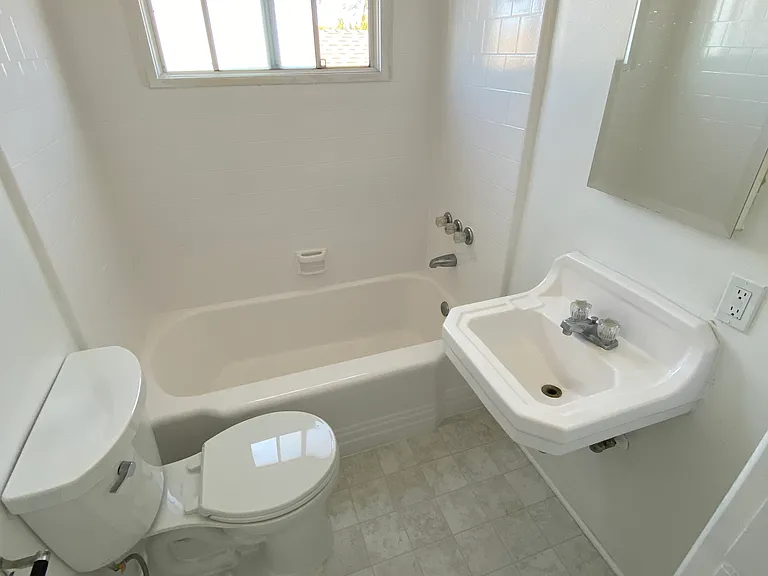 2914 Cimarron St — Photo 7