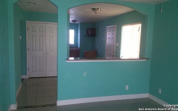 5th image of 2702 Christian Dr