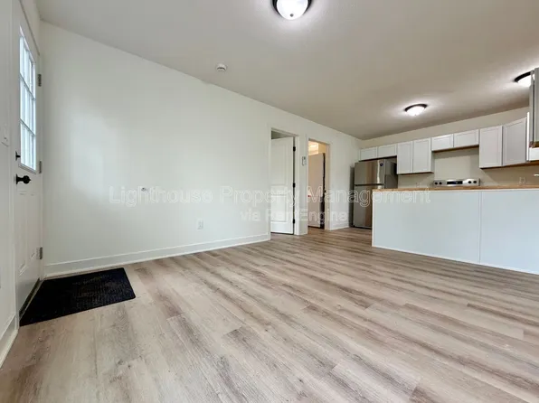 310 Allen Ave #3, Muskegon, MI 49442
