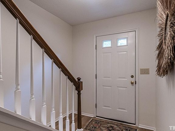 3rd image of 3142 Morningside Dr