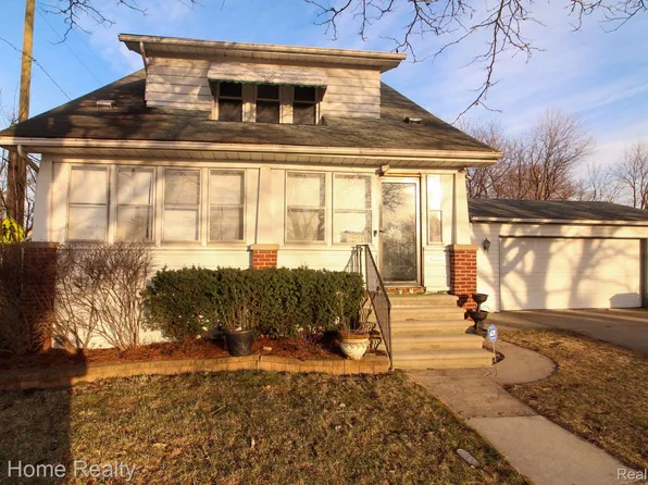 15518 Parkside St, Detroit, MI 48238