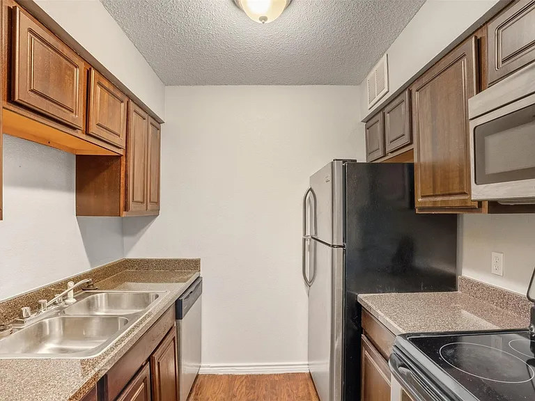 150 S Main St #101 — Photo 17