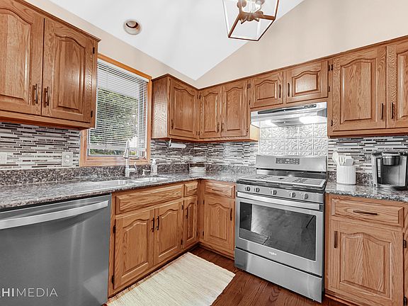 5th image of 7805 Wheatfield Dr