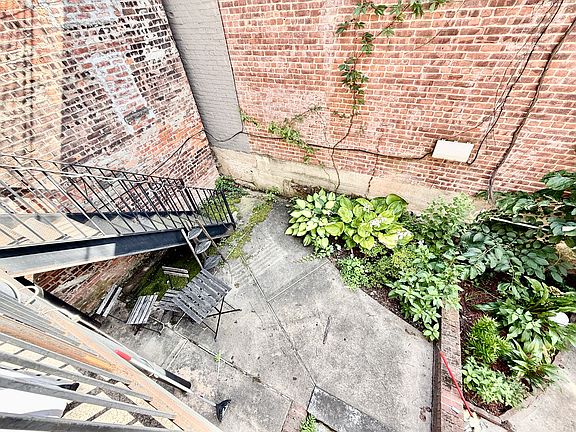 3rd image of 362 Prospect Ave #1