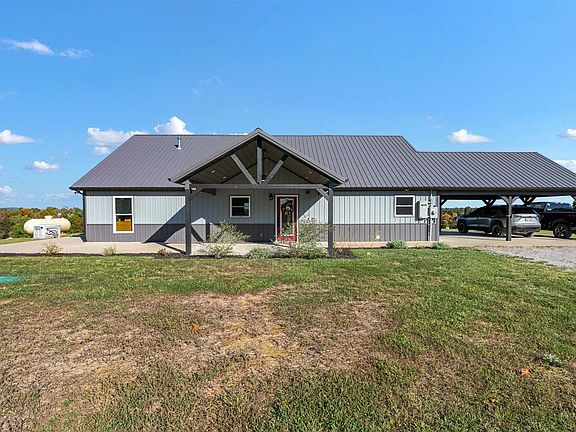4th image of 1104 Neafus Rd
