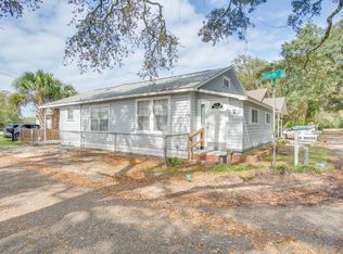 6 Odess Ln, Pensacola, FL 32507