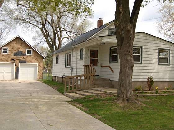 1st image of 6340 Barker Ave