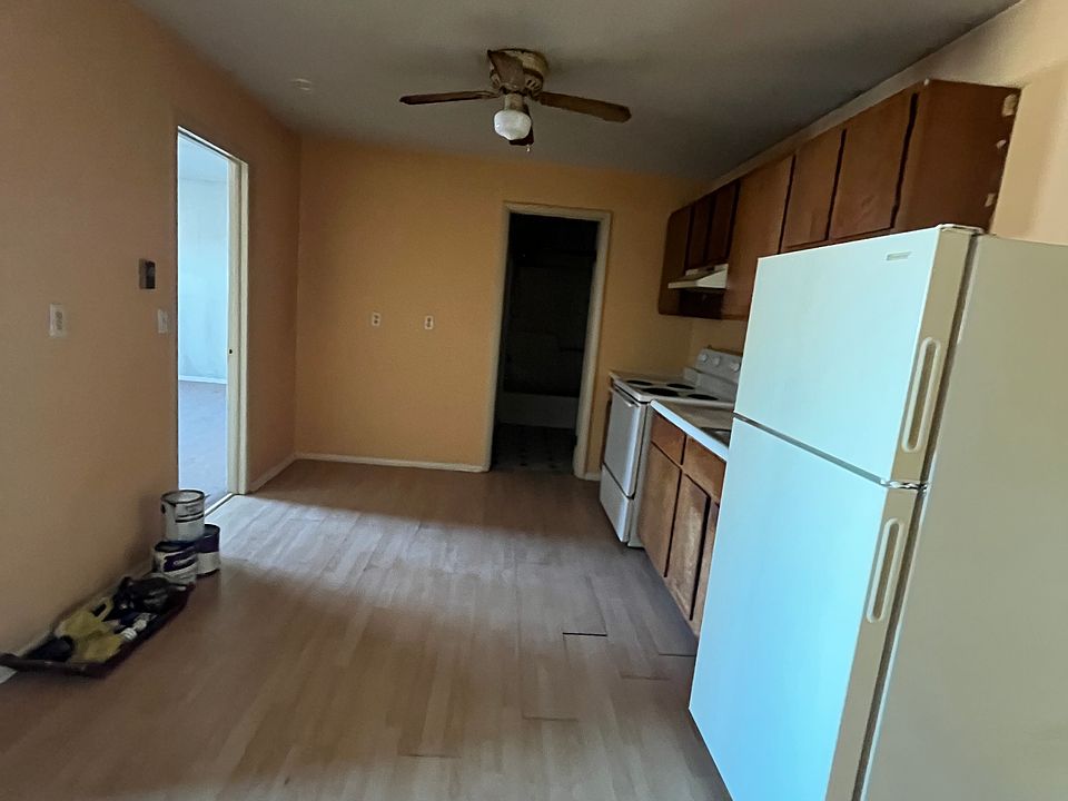 1st image of 62 Main St APT 3