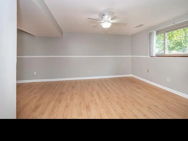 3769 Wood Trail Dr — Photo 9
