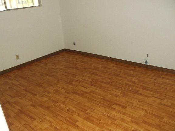 2nd image of 1018 Orange Ave