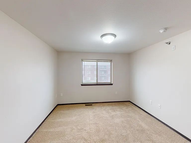 1708 S Katie Ave #304 — Photo 12
