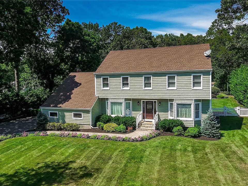 1st image of 12 Joan Ct