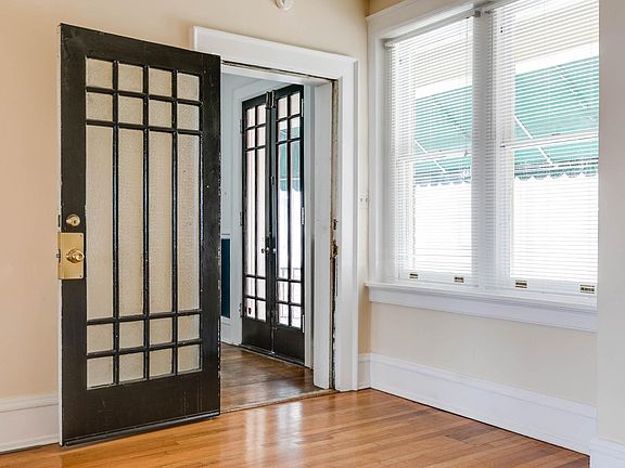 3rd image of 2604 Monument Ave #2604B