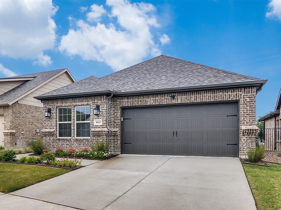 1st image of 1661 Madrid Way