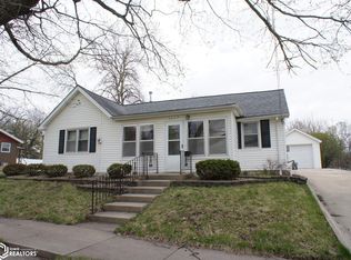 1117 3rd St, Webster City, IA 50595