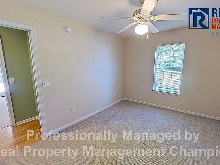 627 Tabor Ln — Photo 14