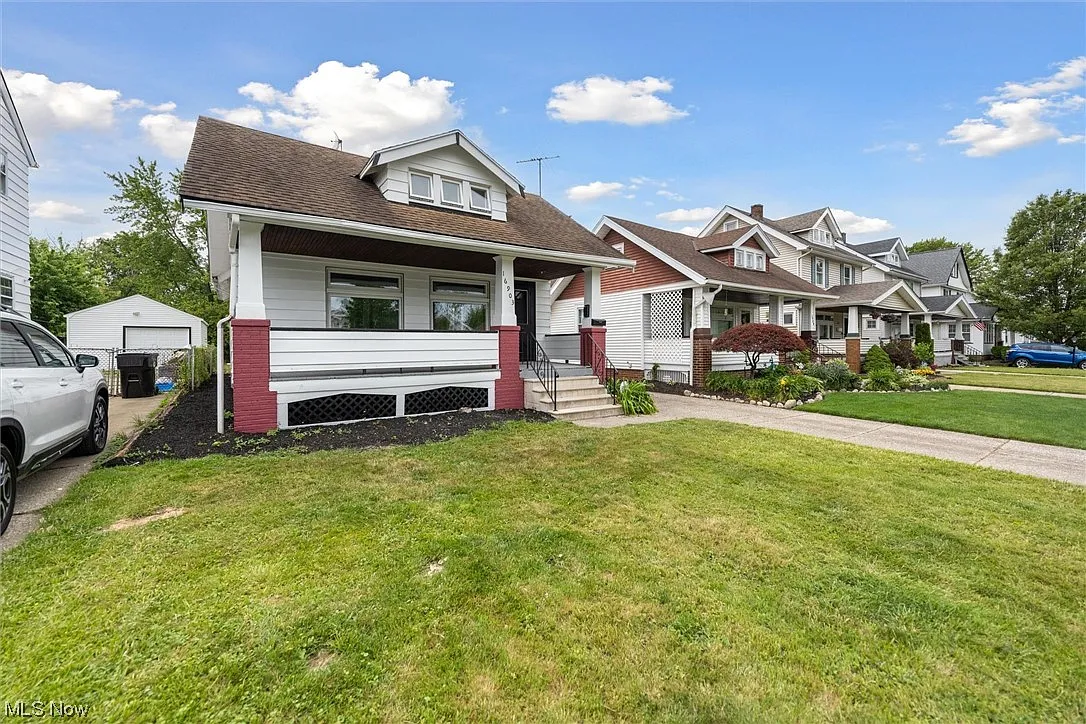 16903 Elsienna Ave photo 1