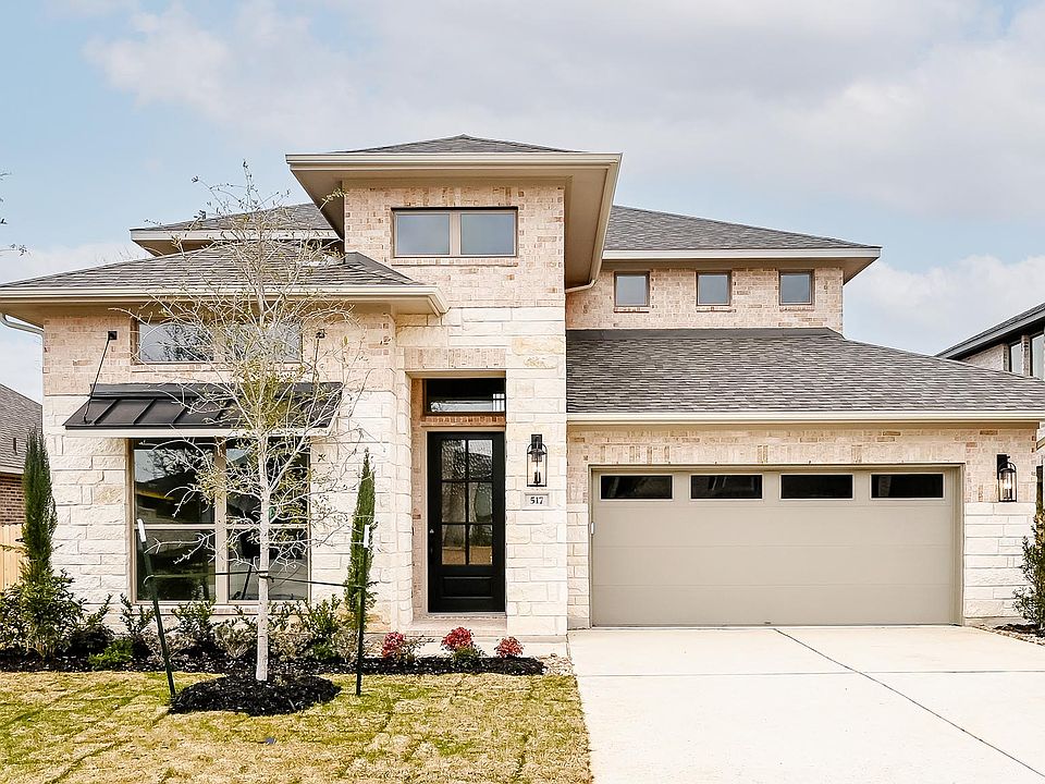 1st image of 517 Cyrus Milton Dr