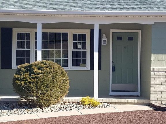 2nd image of 66 Sheepshead Dr