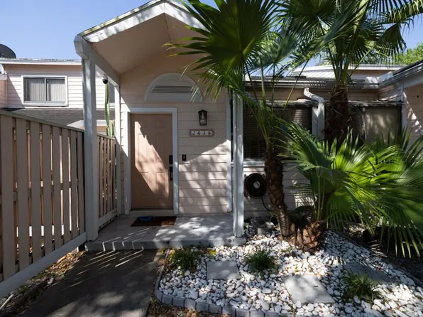 2038 Winners Circle #2038, North Lauderdale, FL 33068