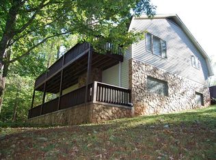 225 Atlantic Timber Ln, Chatham, VA 24531