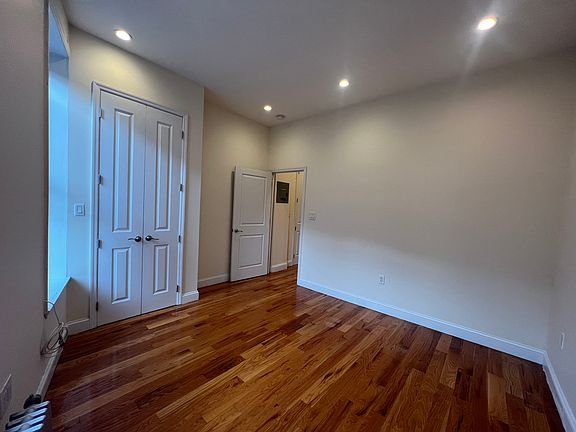 4th image of 24 Rogers Ave APT 1C