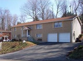 2499 Wigwam Rd, Aliquippa, PA 15001