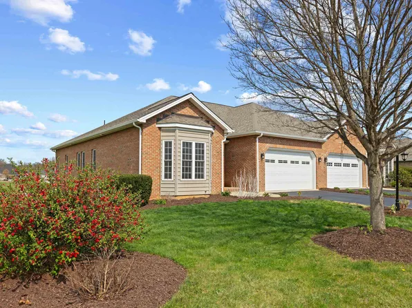320 Petros Dr, Waynesboro, VA 22980
