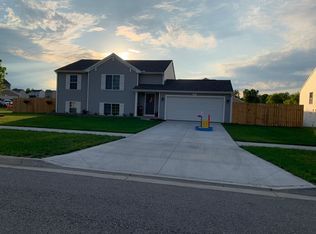 634 Misty Ridge Dr, Middleville, MI 49333