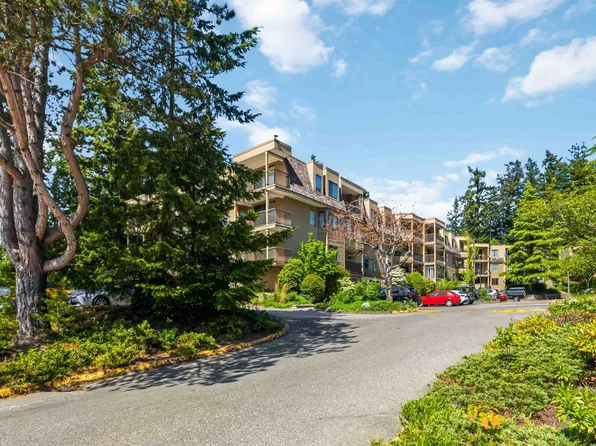 1760 Southmere Cres #214, Surrey, BC V4A 6E5