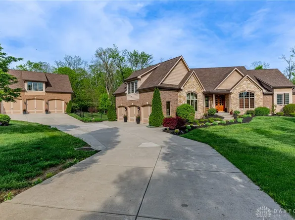 7510 Country Brook Ct, Springboro, OH 45066