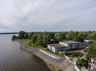 Britannia Beach, Ottawa, ON K2B 6P1