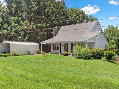 244 Glass Rd, Mount Airy, NC, 27030