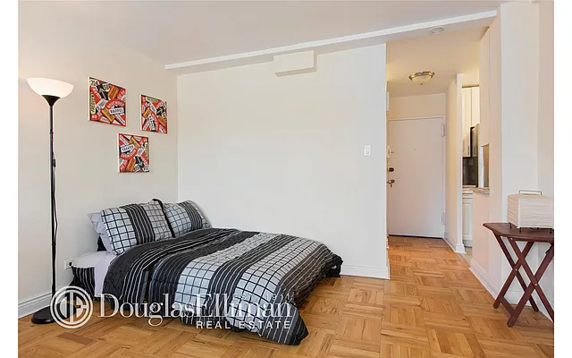 Sold by Douglas Elliman | media 12