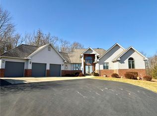 1334 Cleland Mill Rd, New Castle, PA 16102