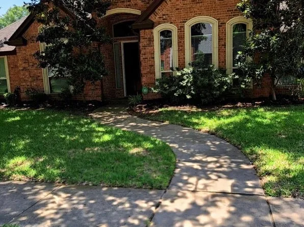 7924 Heatherbrook Dr, North Richland Hills, TX 76182
