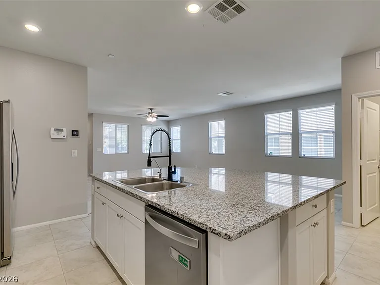 2864 Cabrillo Terrace St — Photo 27