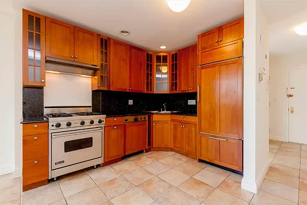 Rented by Corcoran | media 7