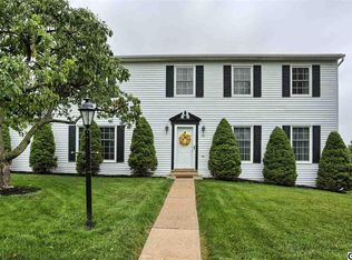 101 Fieldstone Rd, Camp Hill, PA 17011