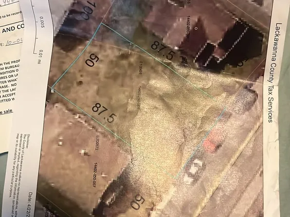 2749 Jackson St, Scranton, PA 18504